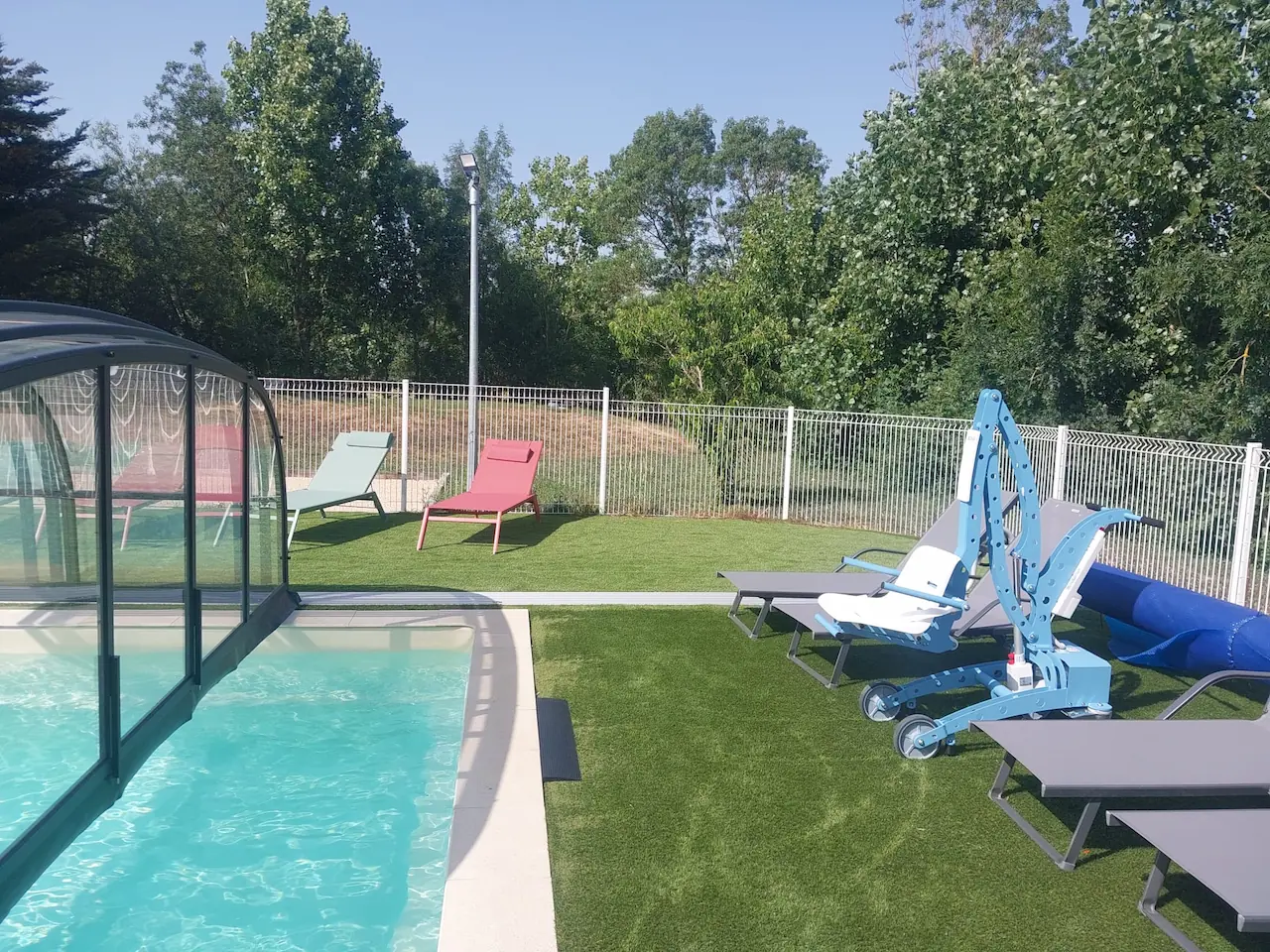 Photo de Domaine les Rochelles - Gîte la Pibole - 4 PAX